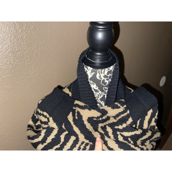 Forever 21 Tiger Cheetah Print Shawl Cardigan Knit Sweater Open Front Small HTF - Picture 8 of 9